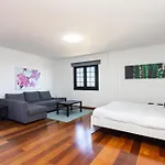 Home2book Family With Jacuzzi In